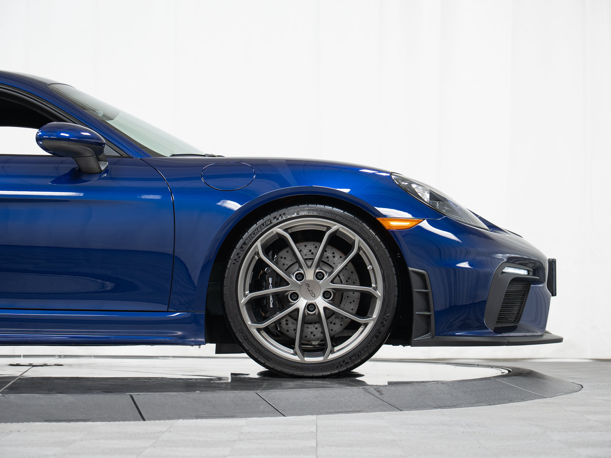 Certified 2021 Porsche 718 Cayman GT4 RWD image 11