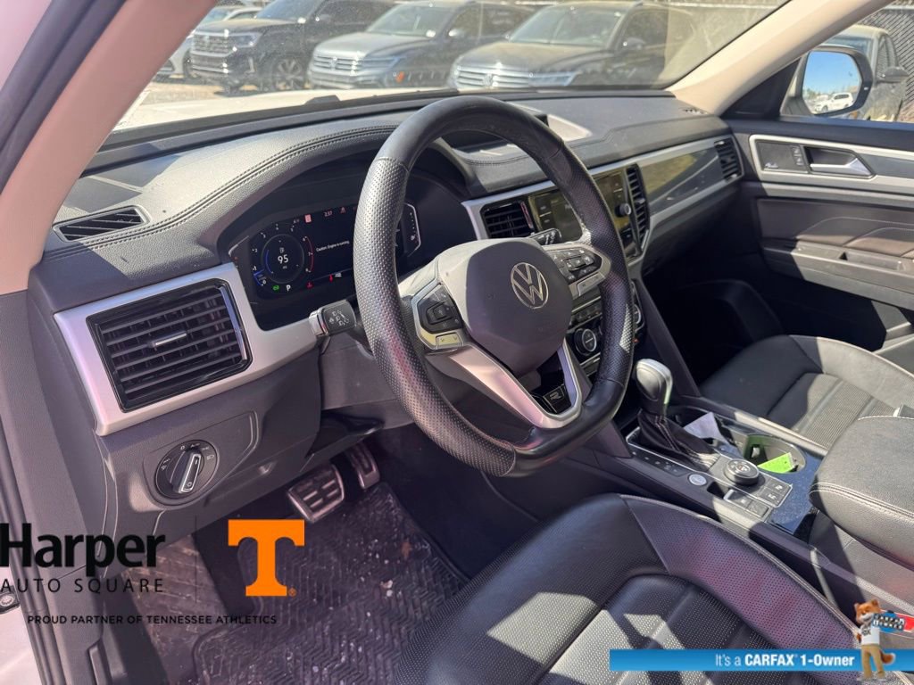 Used 2023 Volkswagen Atlas SEL Premium image 14
