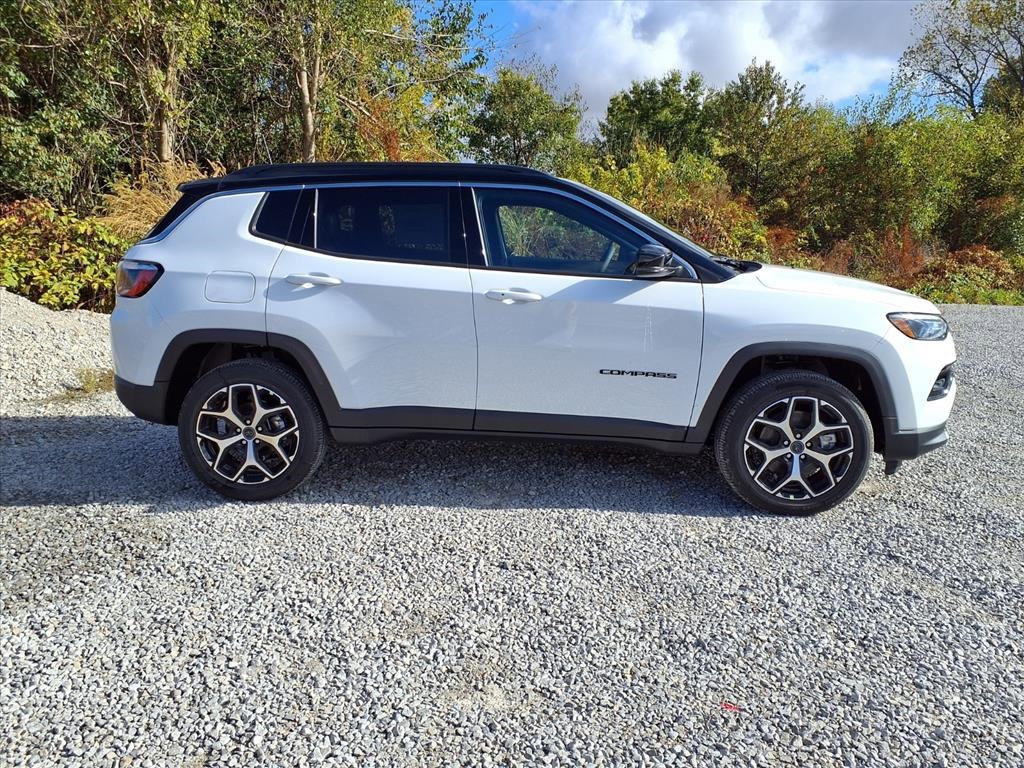 New 2026 Jeep Compass Limited image 27