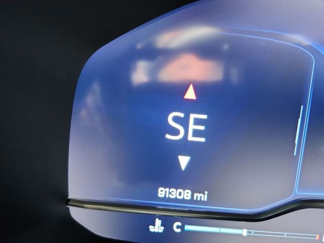 Certified 2022 Chevrolet Tahoe Premier AWD/4WD image 12