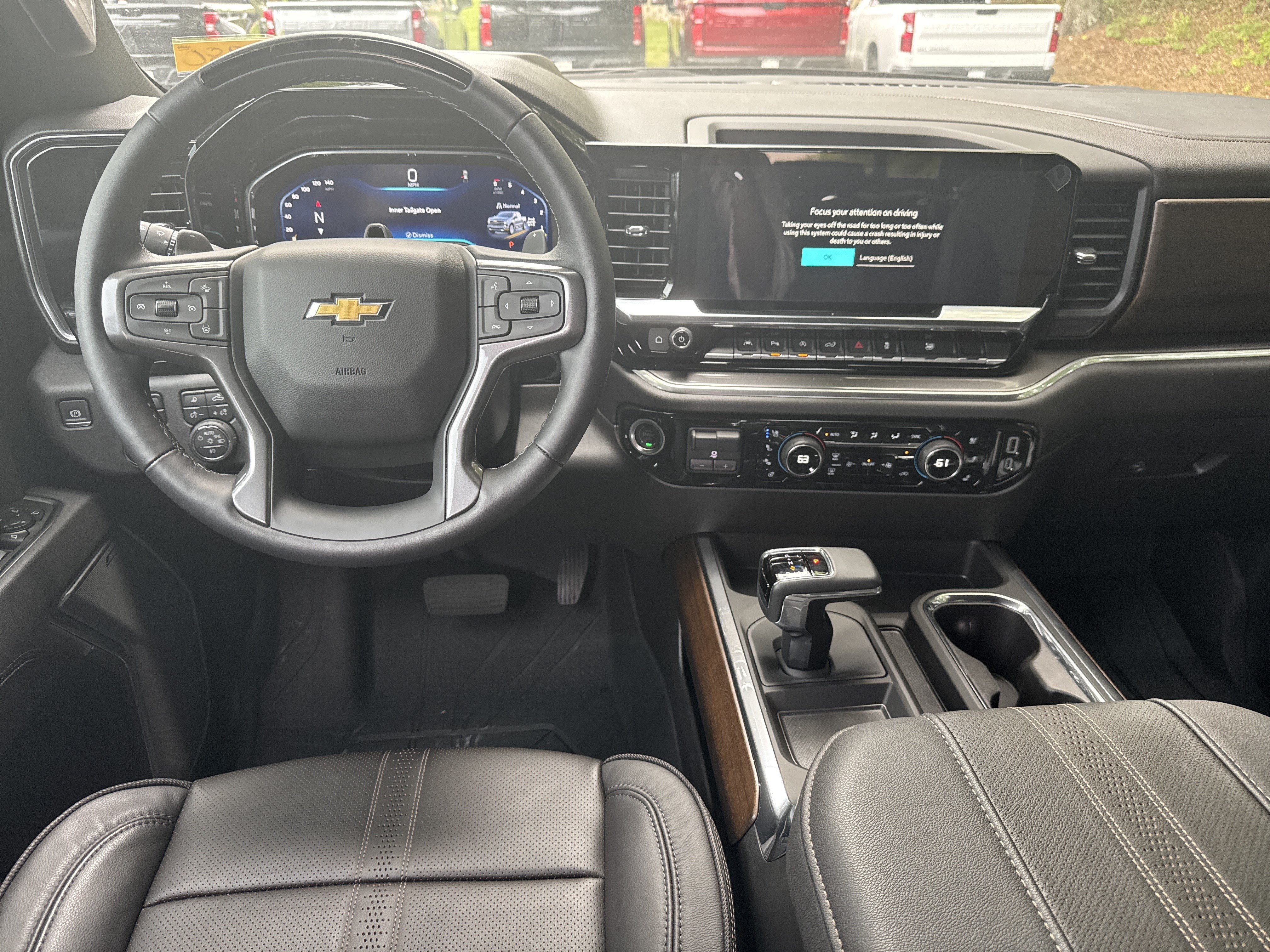 Used 2025 Chevrolet Silverado 1500 High Country AWD/4WD image 21