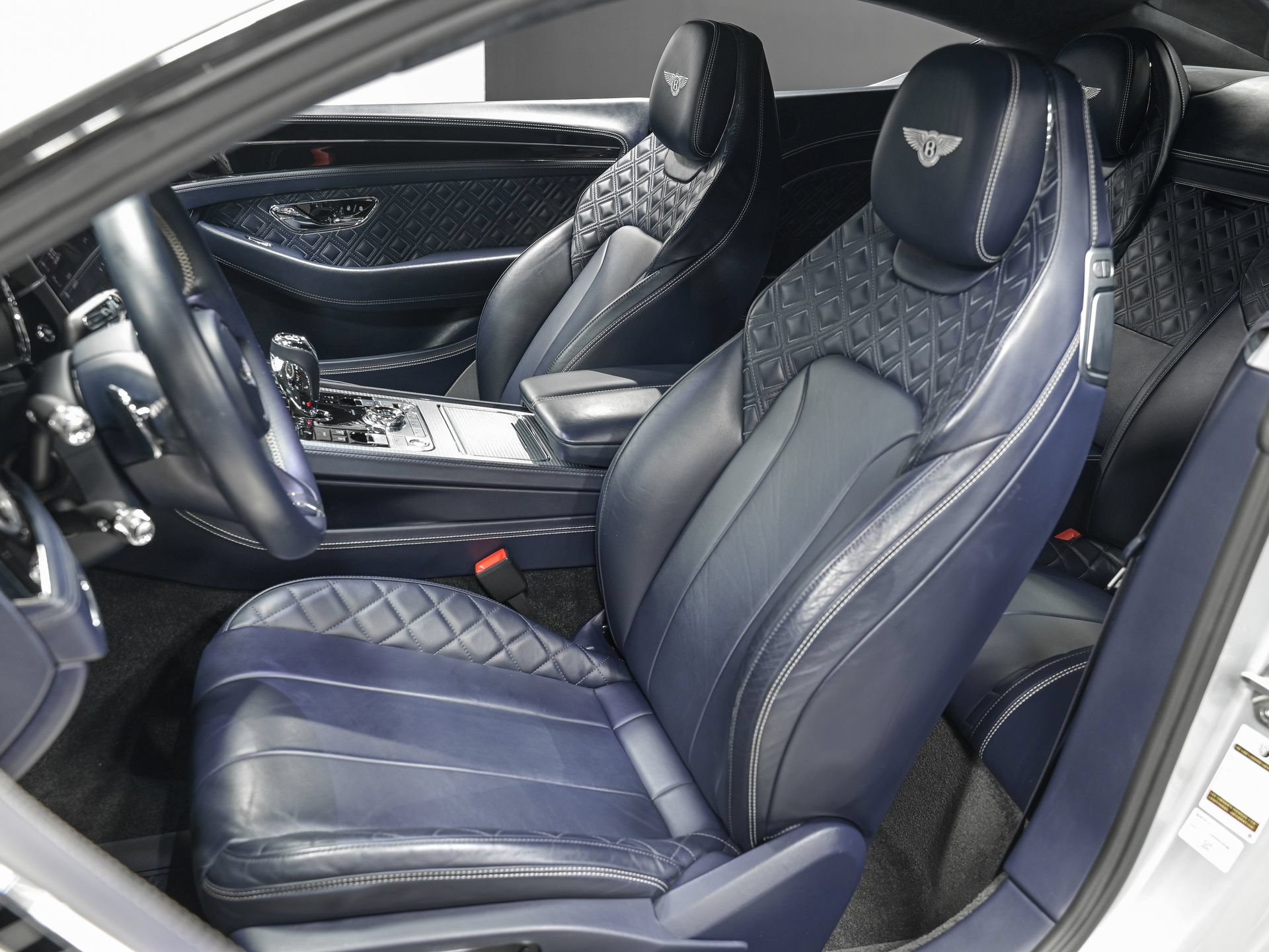 Used 2022 Bentley Continental GT AWD/4WD image 16