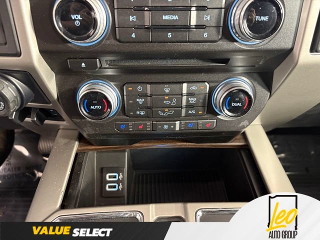 Used 2017 Ford F150 Lariat w/ Equipment Group 502A Luxury AWD/4WD image 20