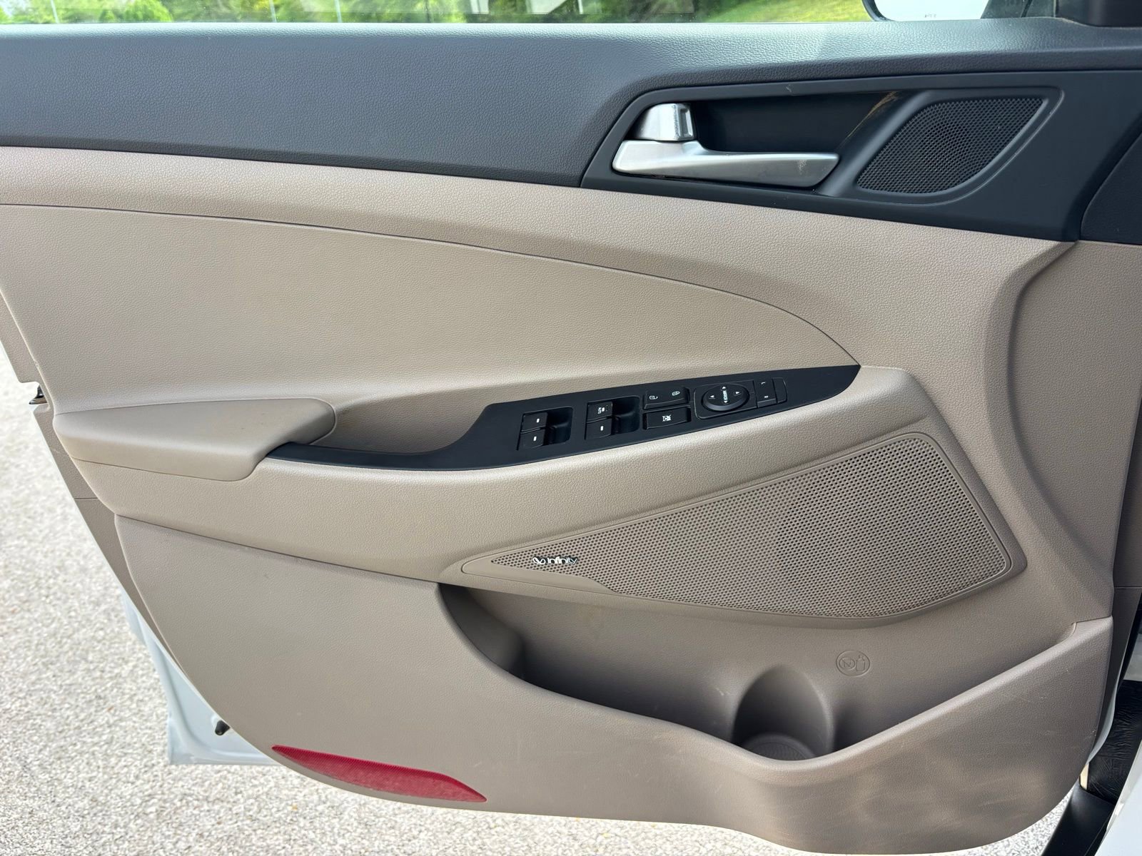 Used 2020 Hyundai Tucson Sport image 11