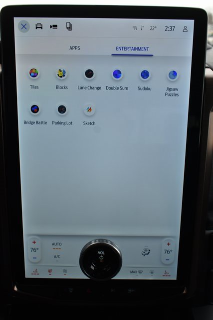 Used 2024 Ford F150 Lightning Lariat image 29