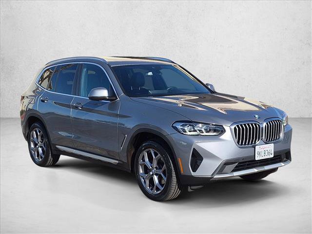 Certified 2024 BMW X3 sDrive30i w/ Premium Package RWD image 3