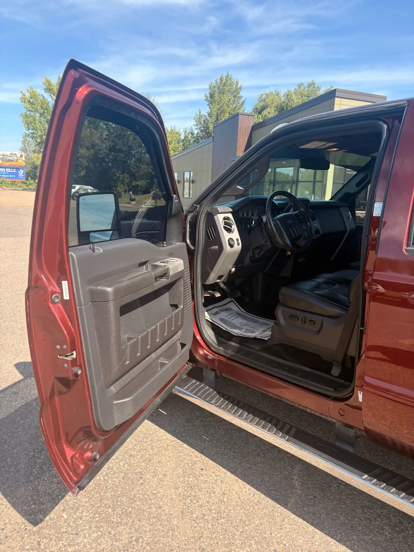Used 2016 Ford F350 Lariat w/ Lariat Interior Package AWD/4WD image 10