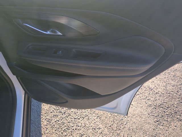 Used 2022 GMC Terrain SLE w/ Driver Convenience Package image 31