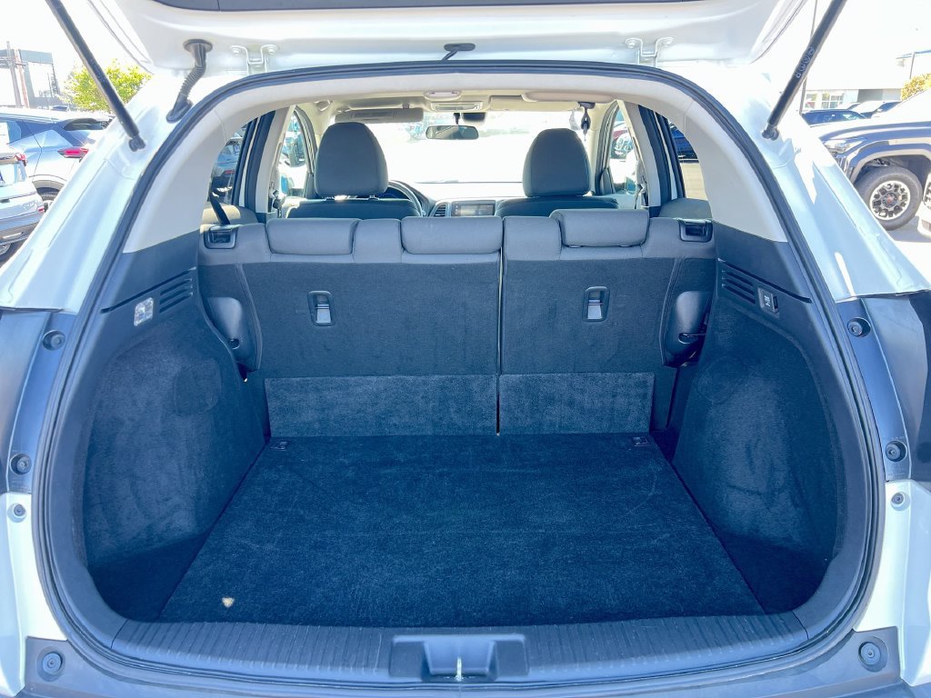 Used 2019 Honda HR-V LX image 20