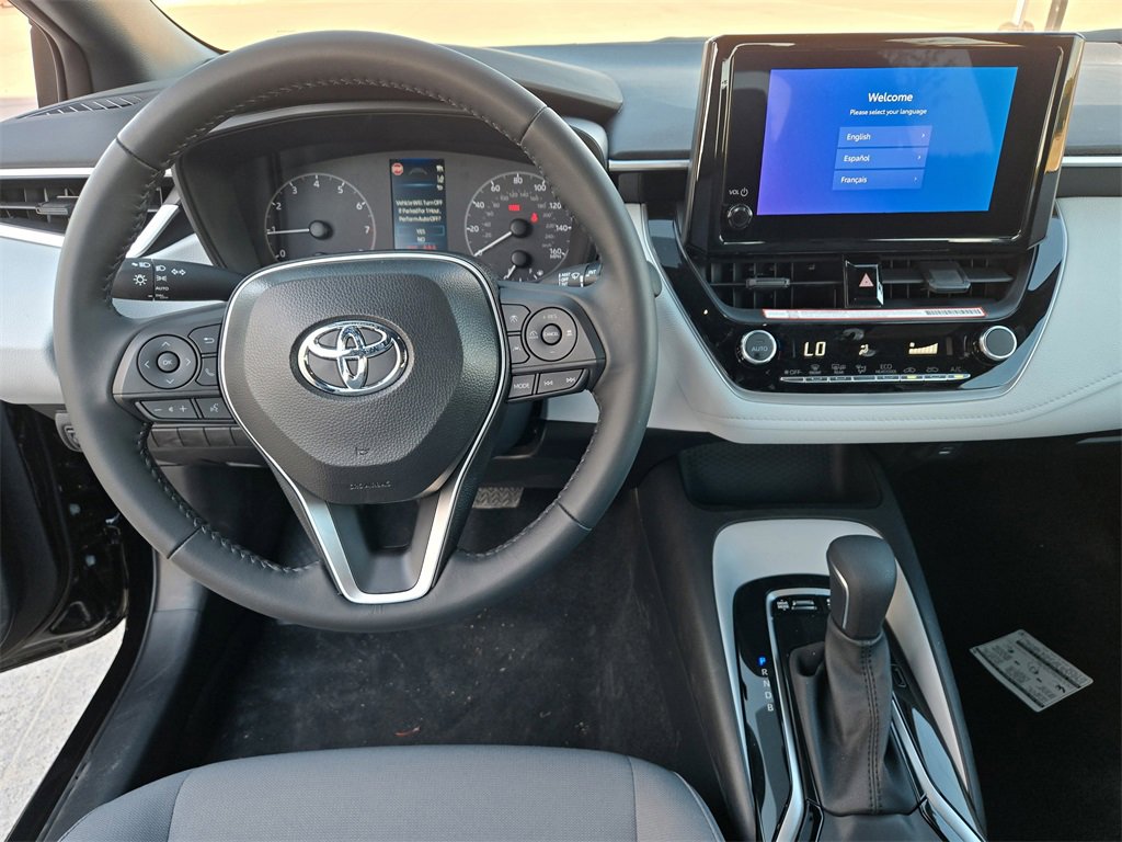 Used 2025 Toyota Corolla SE image 13