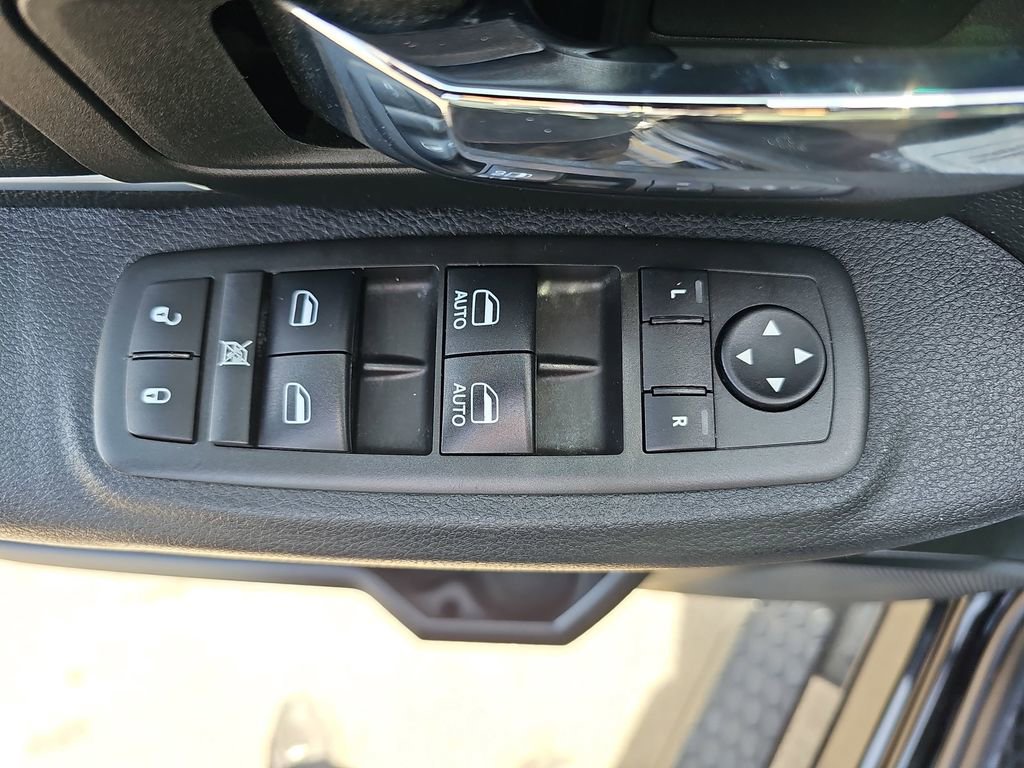 Used 2021 RAM 1500 Classic Warlock w/ Electronics Group image 30