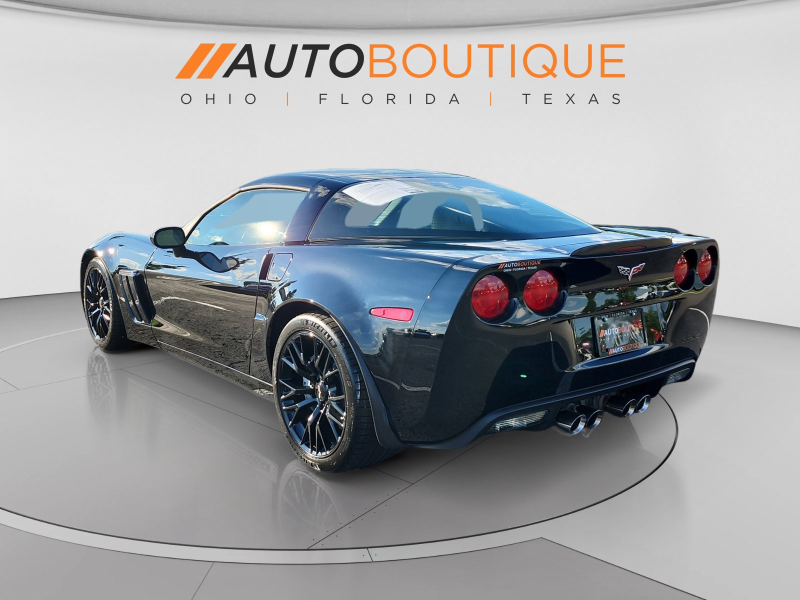Used 2011 Chevrolet Corvette Grand Sport w/ Preferred Equipment Group RWD image 3