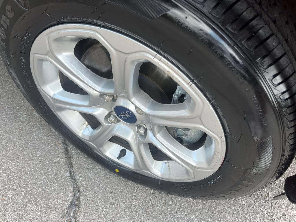 Used 2019 Ford EcoSport SE FWD image 36