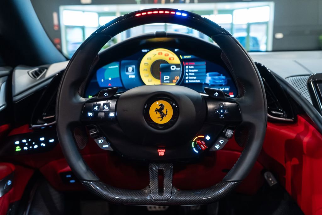 Certified 2024 Ferrari Roma Spider image 5