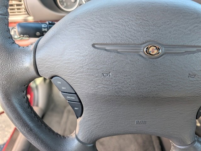 Used 2002 Chrysler Sebring LXi image 14