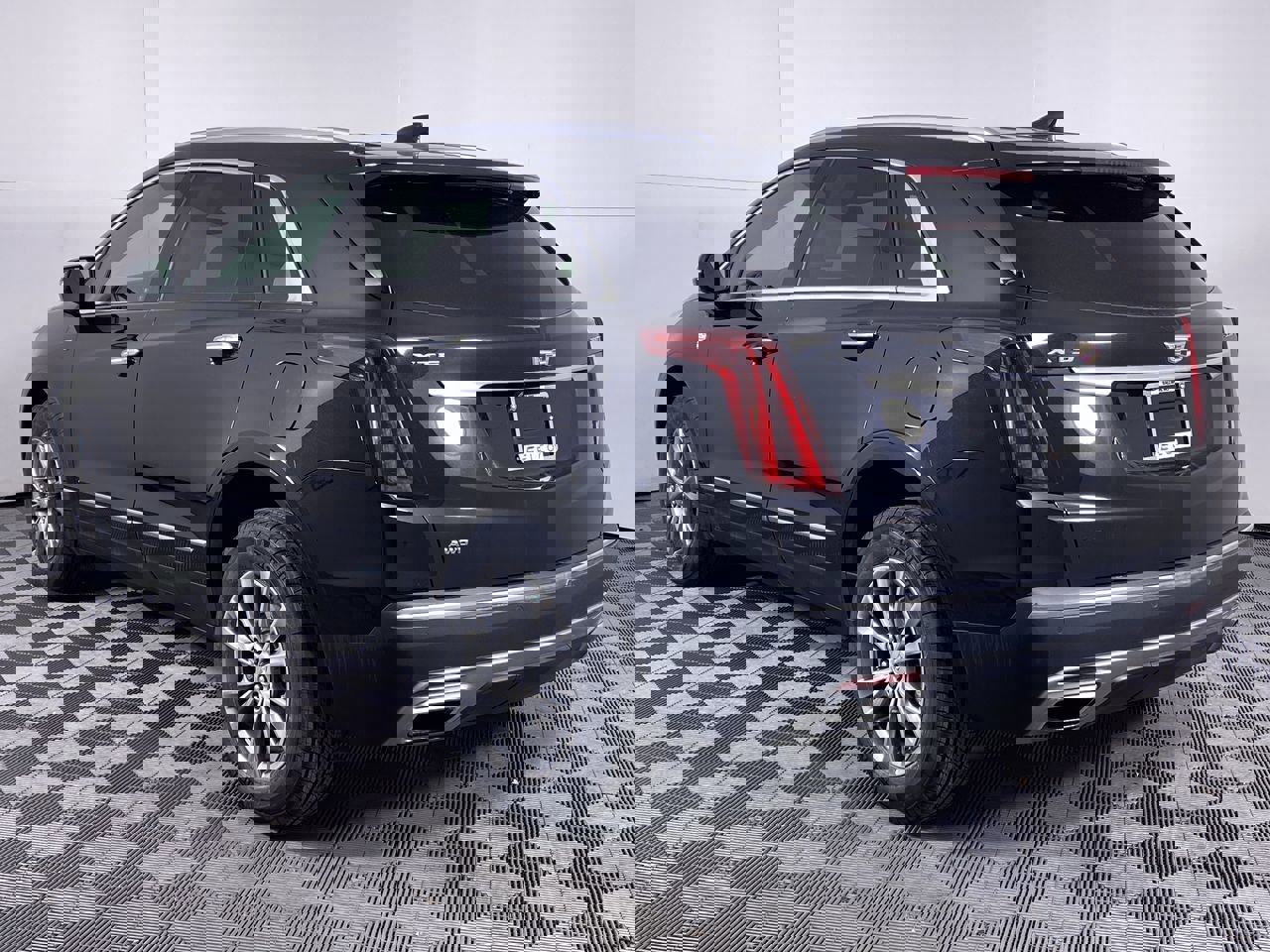 Certified 2023 Cadillac XT5 Premium Luxury w/ LPO, Floor Liner Package image 20