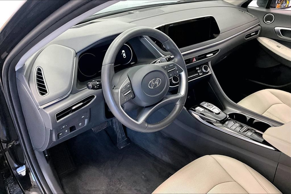 Used 2023 Hyundai Sonata Limited FWD image 13