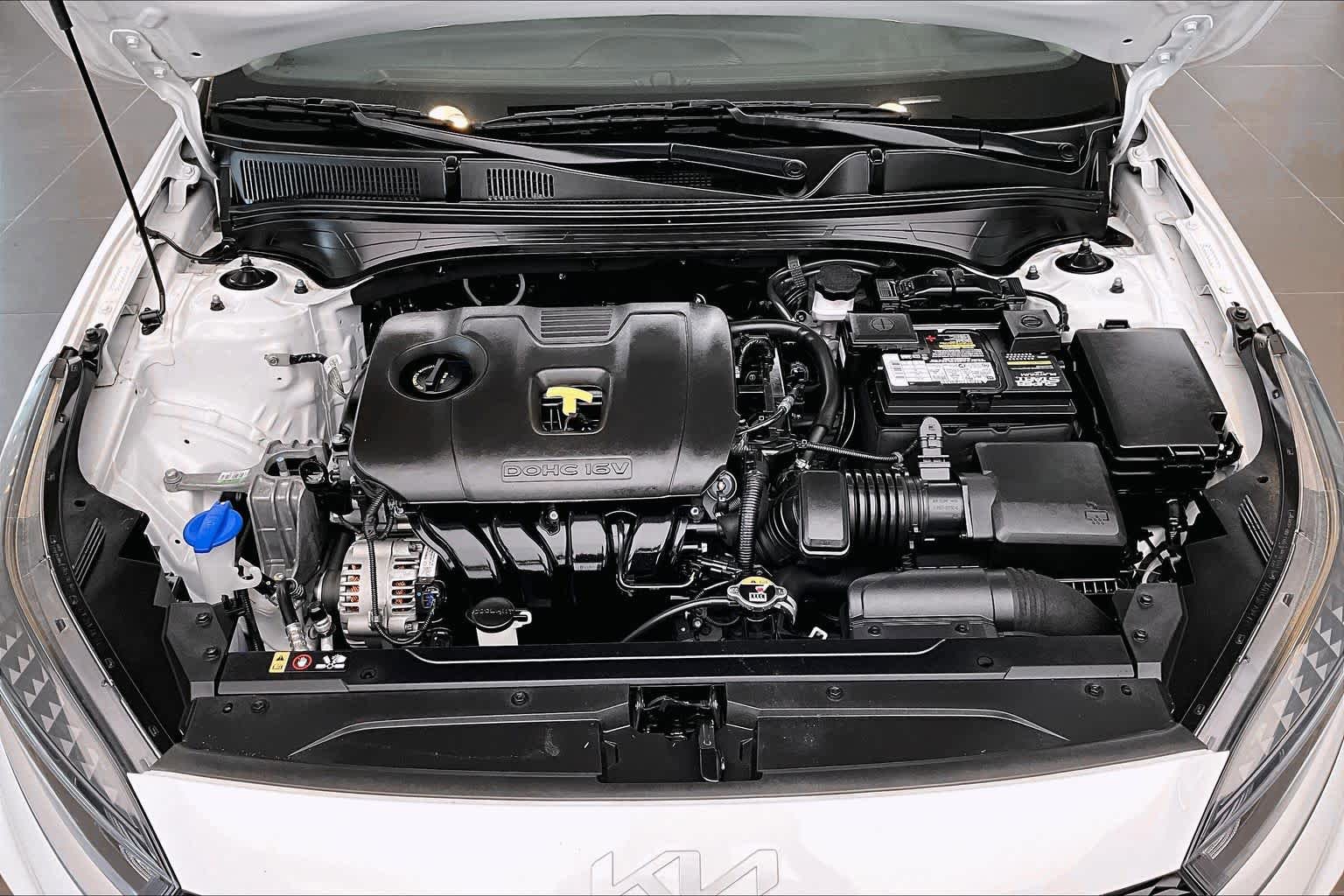 Used 2022 Kia Forte LXS FWD image 28