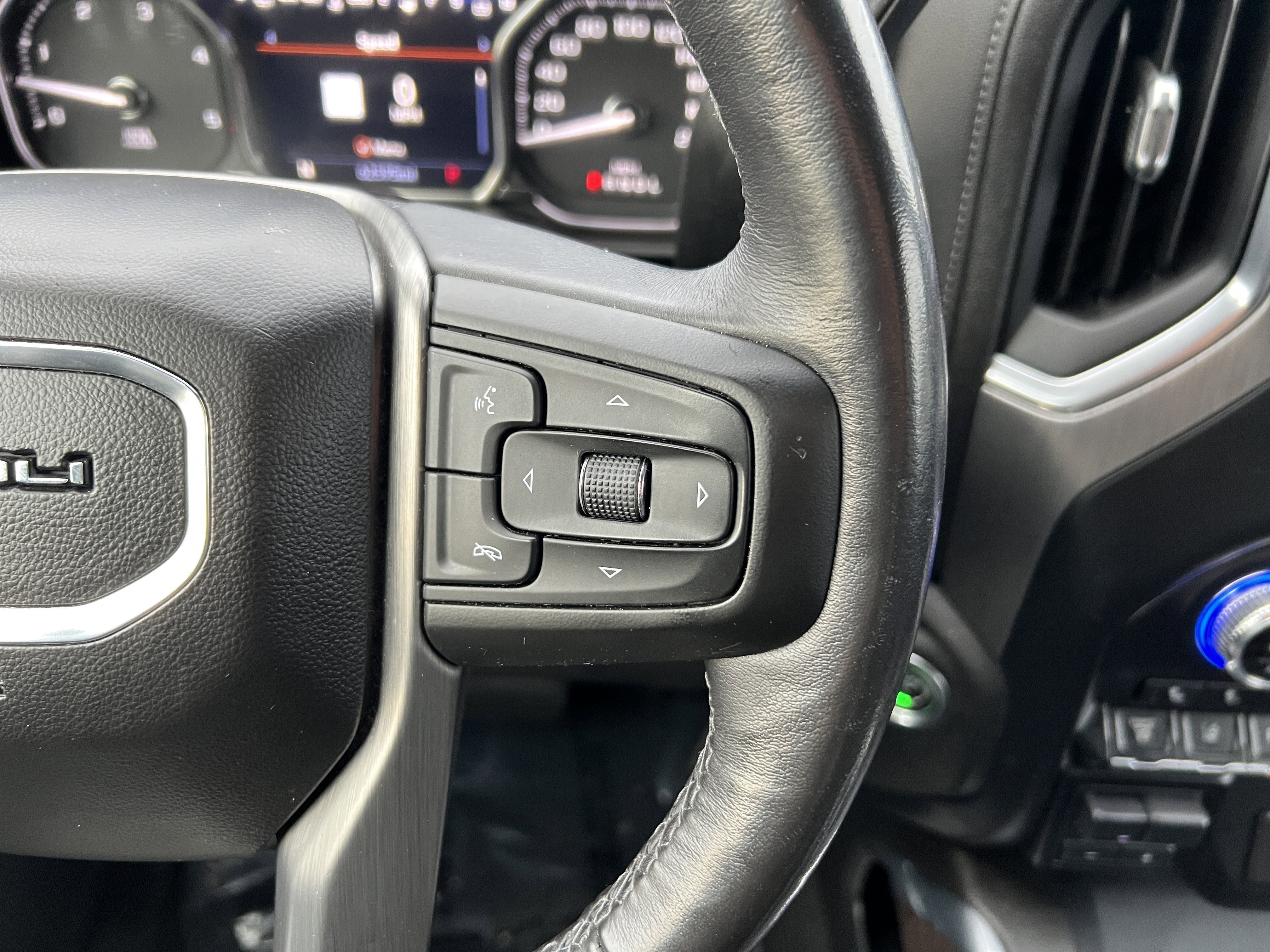 Used 2021 GMC Sierra 3500 Denali w/ Denali Ultimate Package image 28