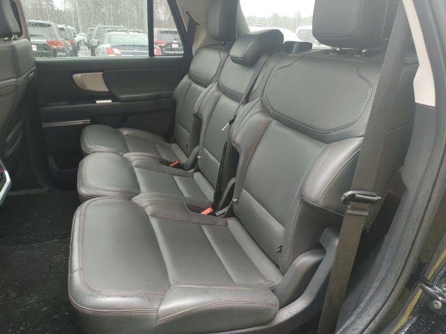 Used 2025 Ford Expedition Active image 14