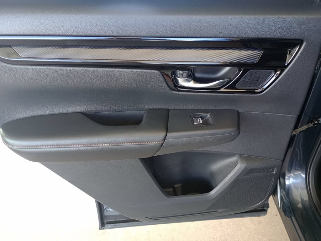Used 2025 Honda CR-V Sport Touring image 22