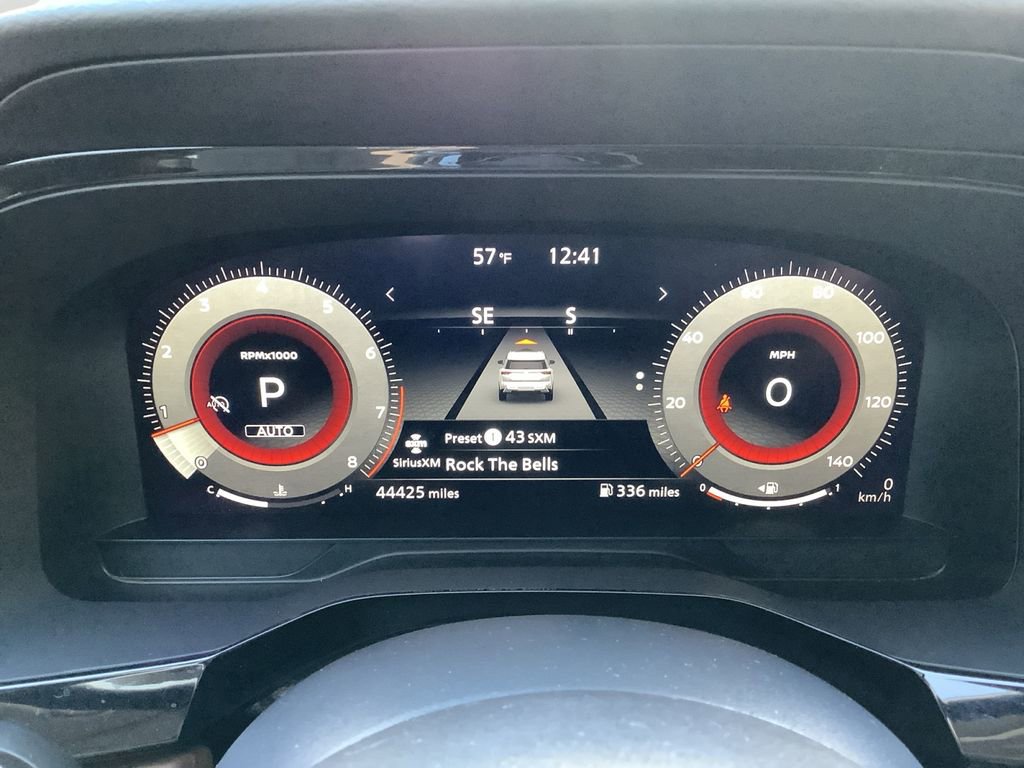 Used 2023 Nissan Pathfinder Platinum image 29