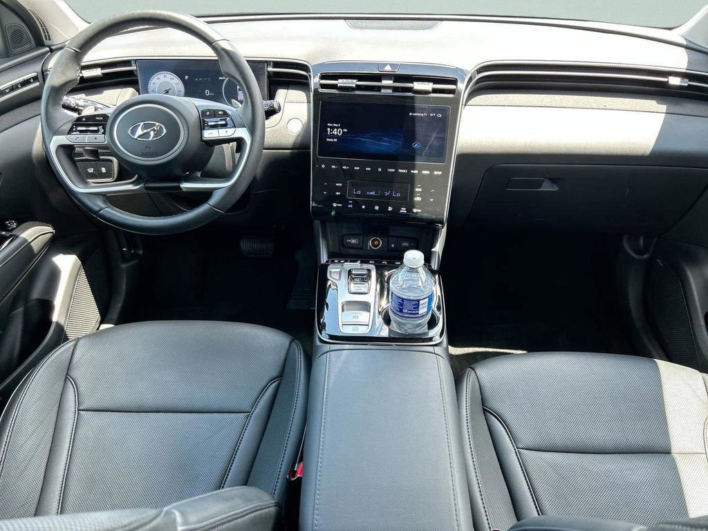 Used 2024 Hyundai Tucson Limited AWD/4WD image 16