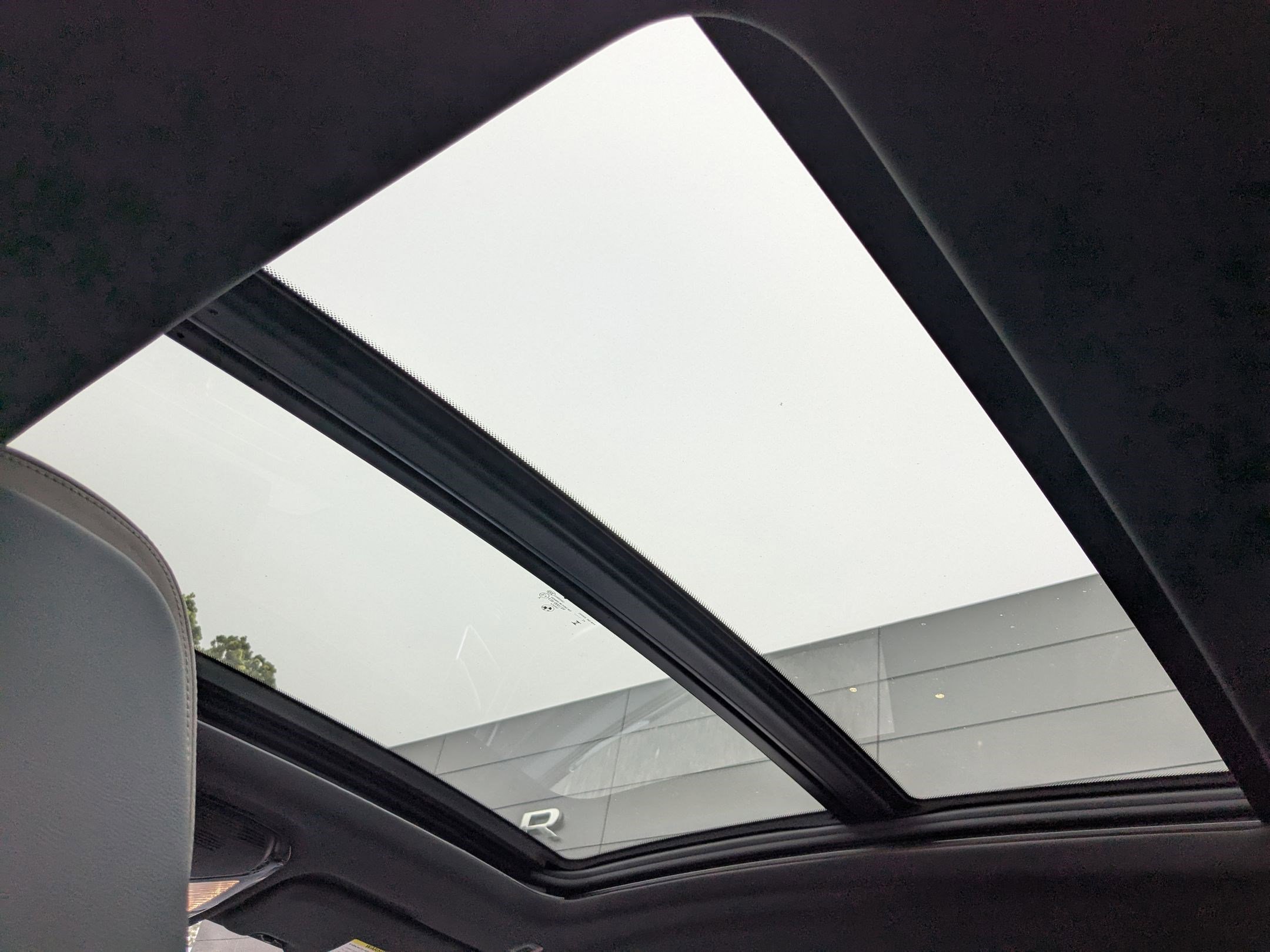 Used 2024 BMW X4 M w/ Executive Package image 23