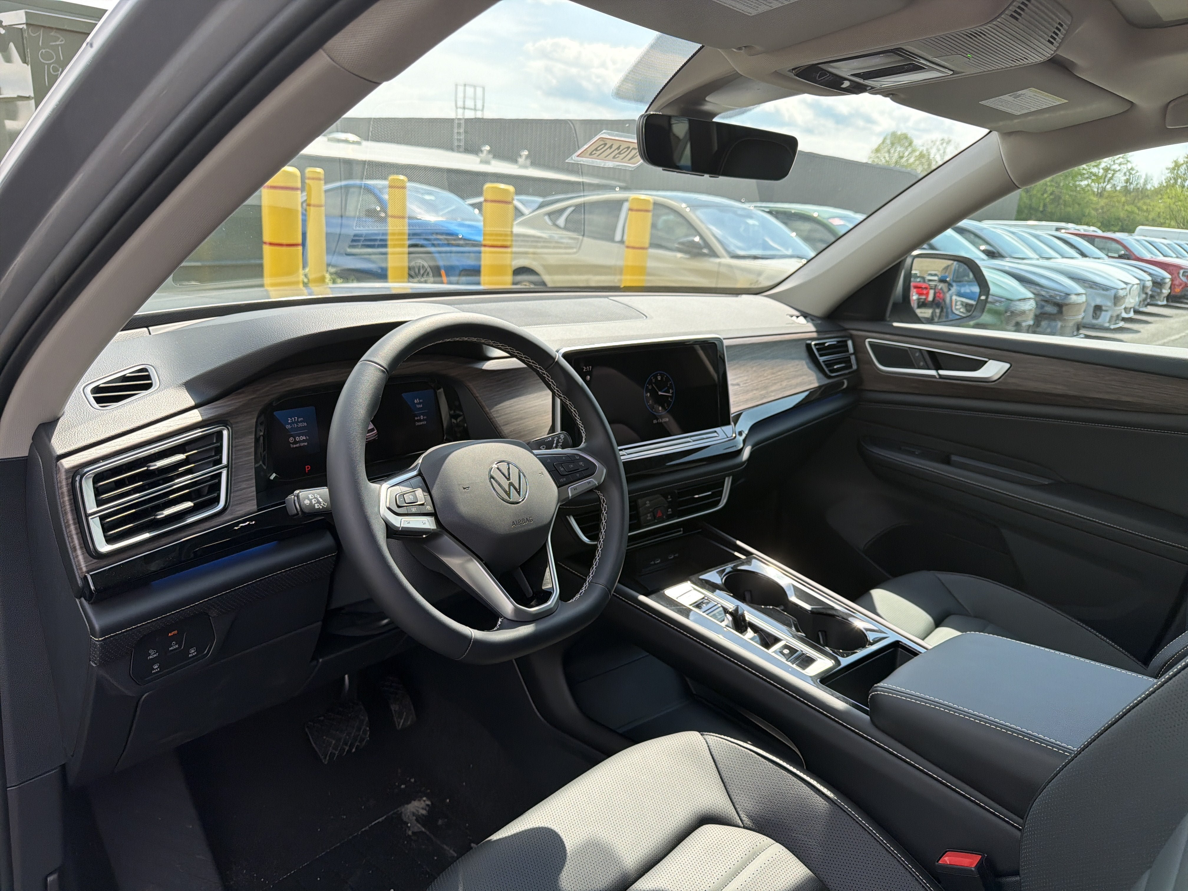 New 2026 Volkswagen Atlas SEL AWD/4WD image 9
