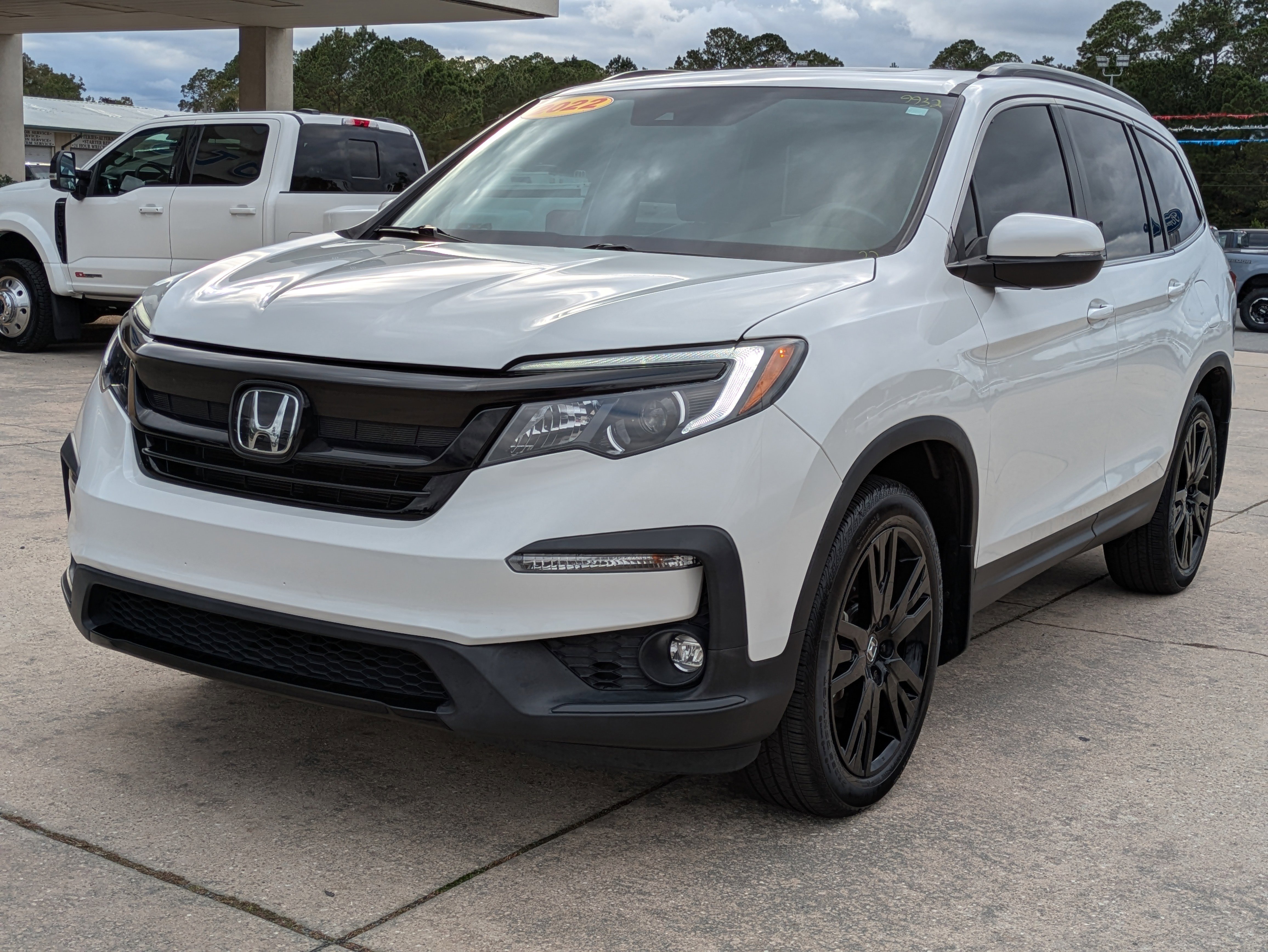 Used 2022 Honda Pilot Special Edition image 2