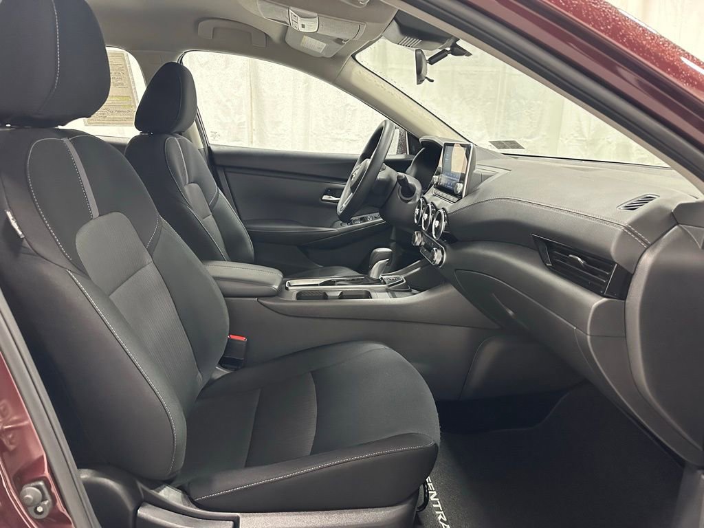 Used 2025 Nissan Sentra SV FWD image 57