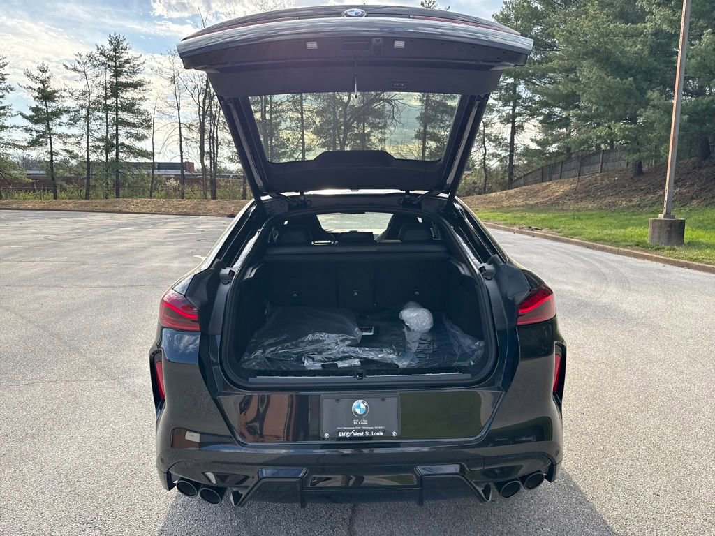 New 2026 BMW X6 M Competition image 23