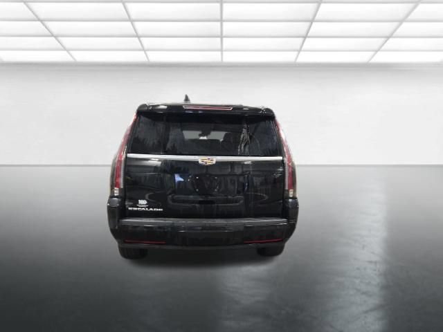 Used 2020 Cadillac Escalade Premium Luxury AWD/4WD image 5