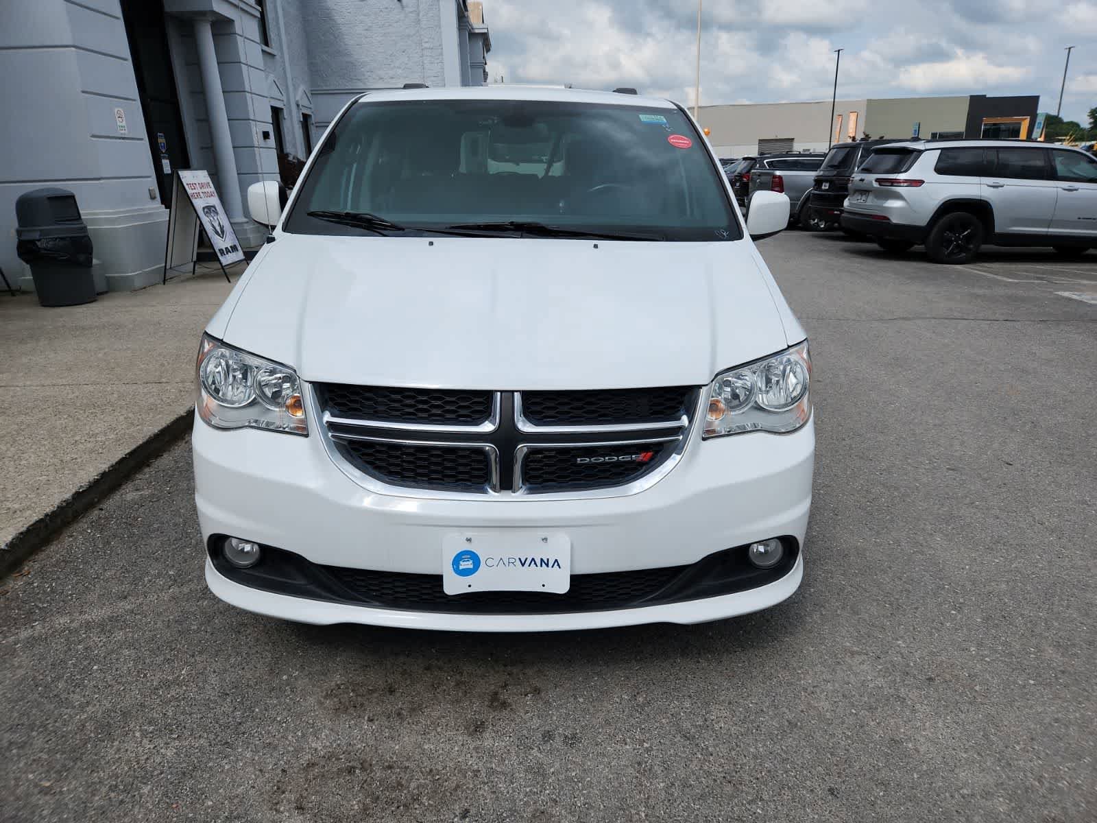 Used 2020 Dodge Grand Caravan SXT FWD image 8
