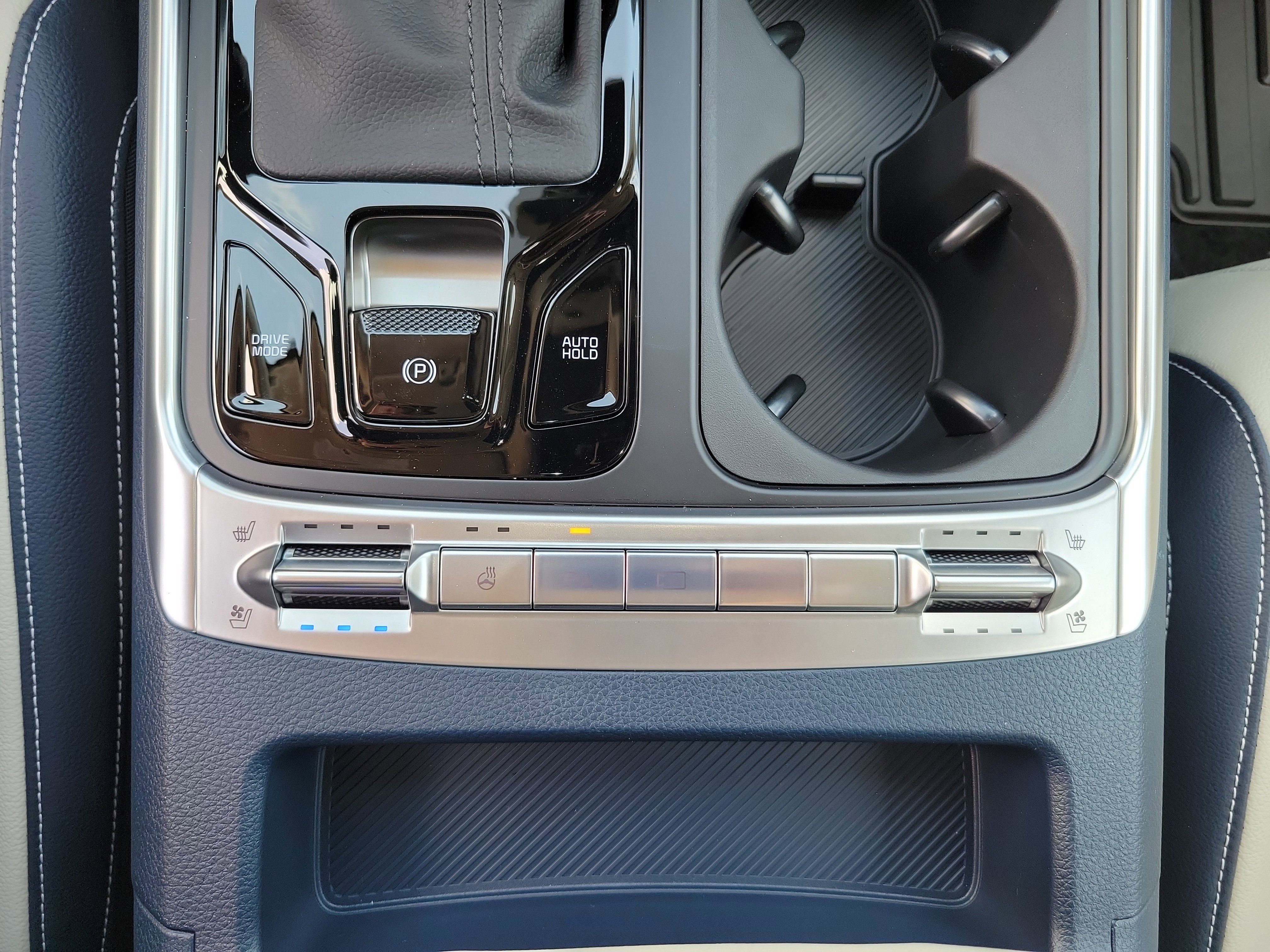 New 2026 Kia Carnival SX Prestige image 17
