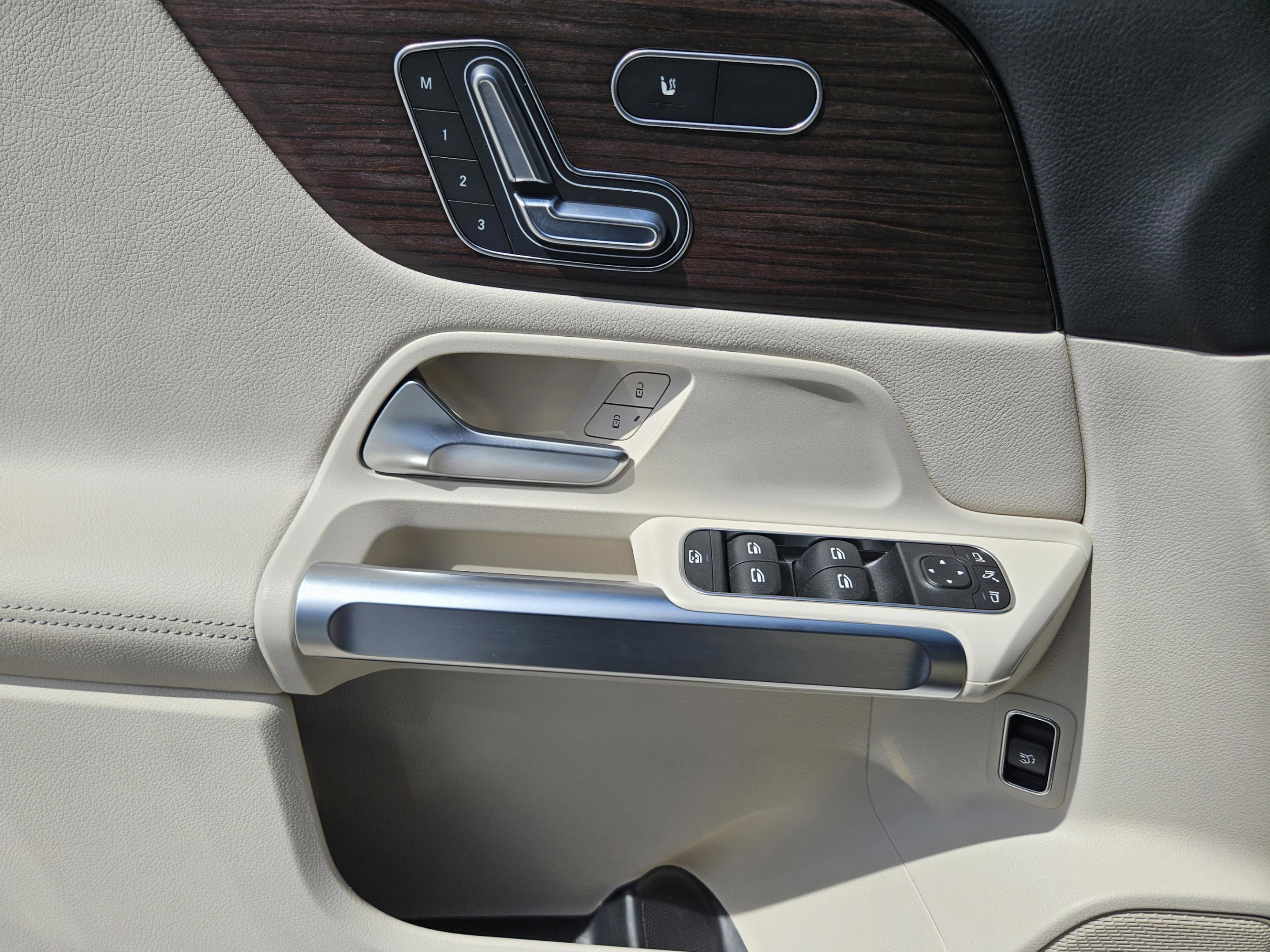 Certified 2026 Mercedes-Benz GLB 250 image 15