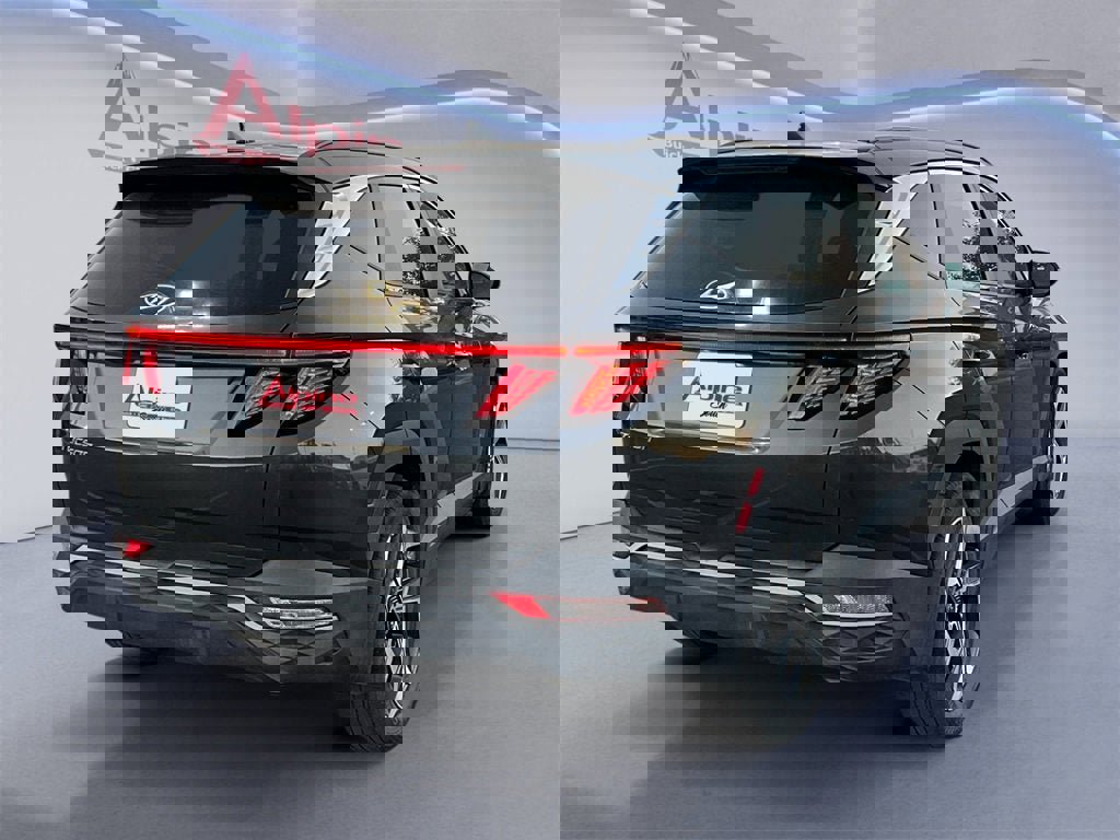 Used 2023 Hyundai Tucson SEL w/ Convenience Package image 5