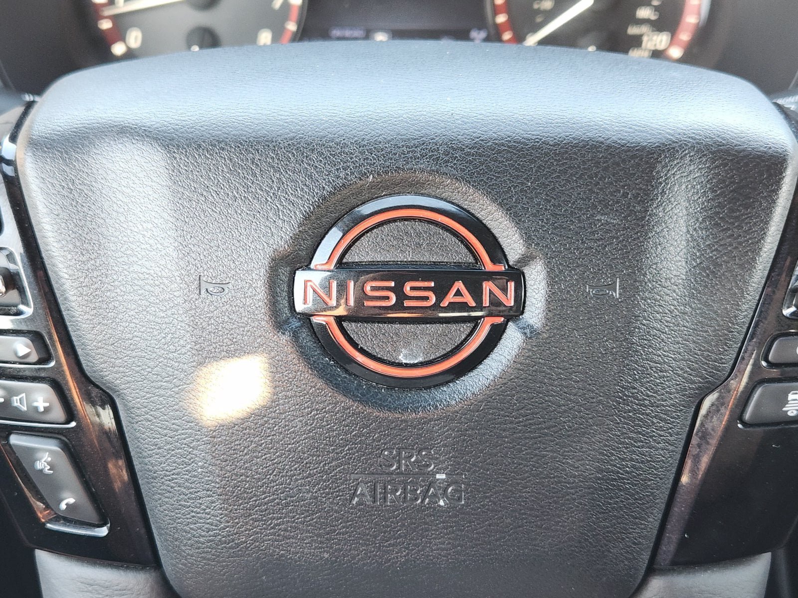 Used 2026 Nissan Frontier PRO-4X AWD/4WD image 38