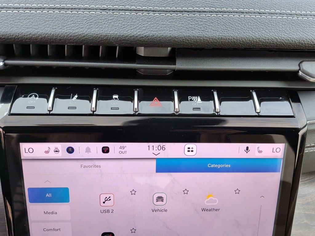 New 2025 Jeep Grand Cherokee Limited image 36