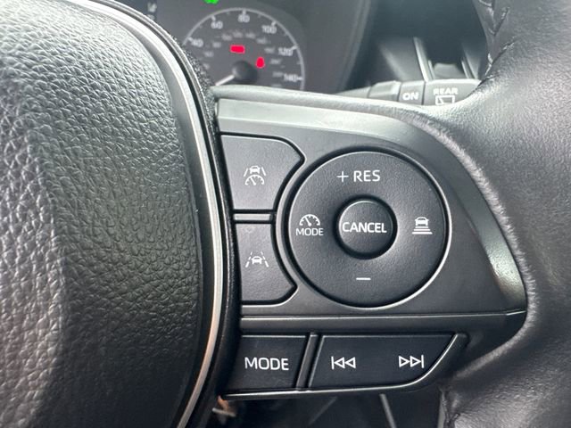 Certified 2024 Toyota Corolla Cross SE image 34