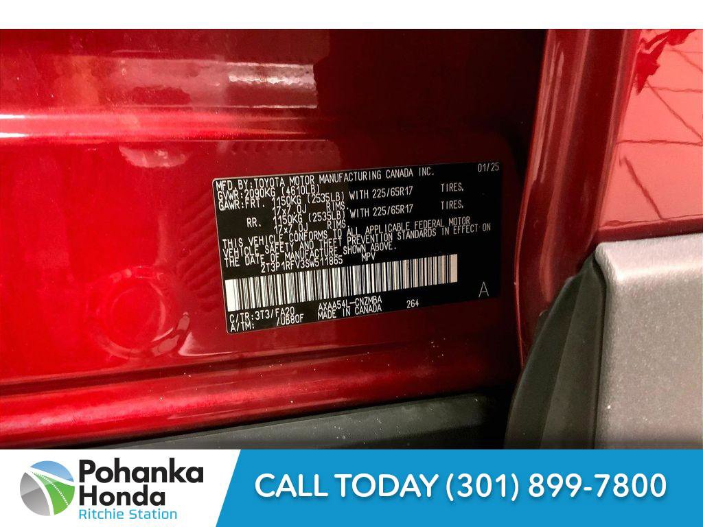 Used 2025 Toyota RAV4 XLE image 34