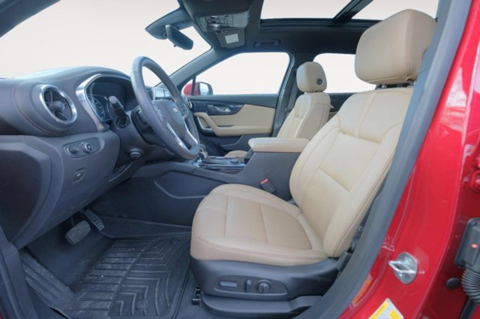 Used 2022 Chevrolet Blazer Premier w/ Enhanced Convenience Package image 11