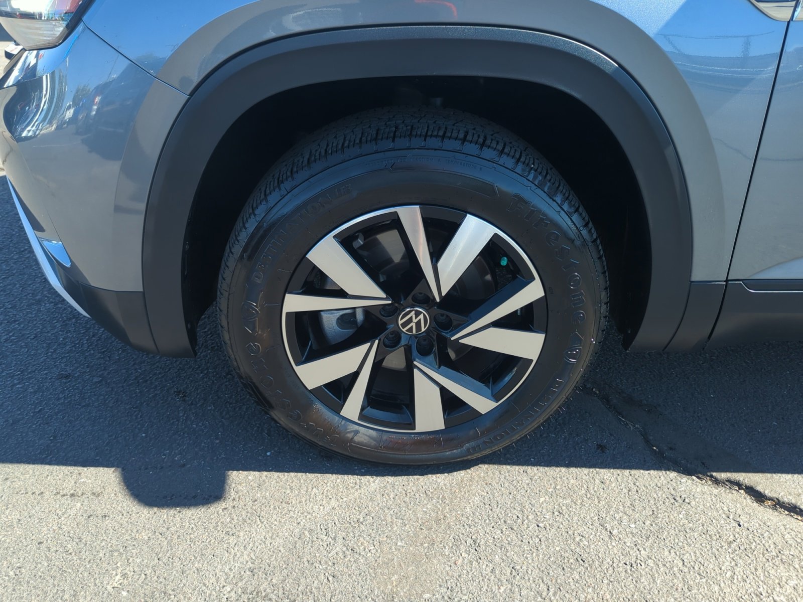 Certified 2022 Volkswagen Atlas Cross Sport SE image 25