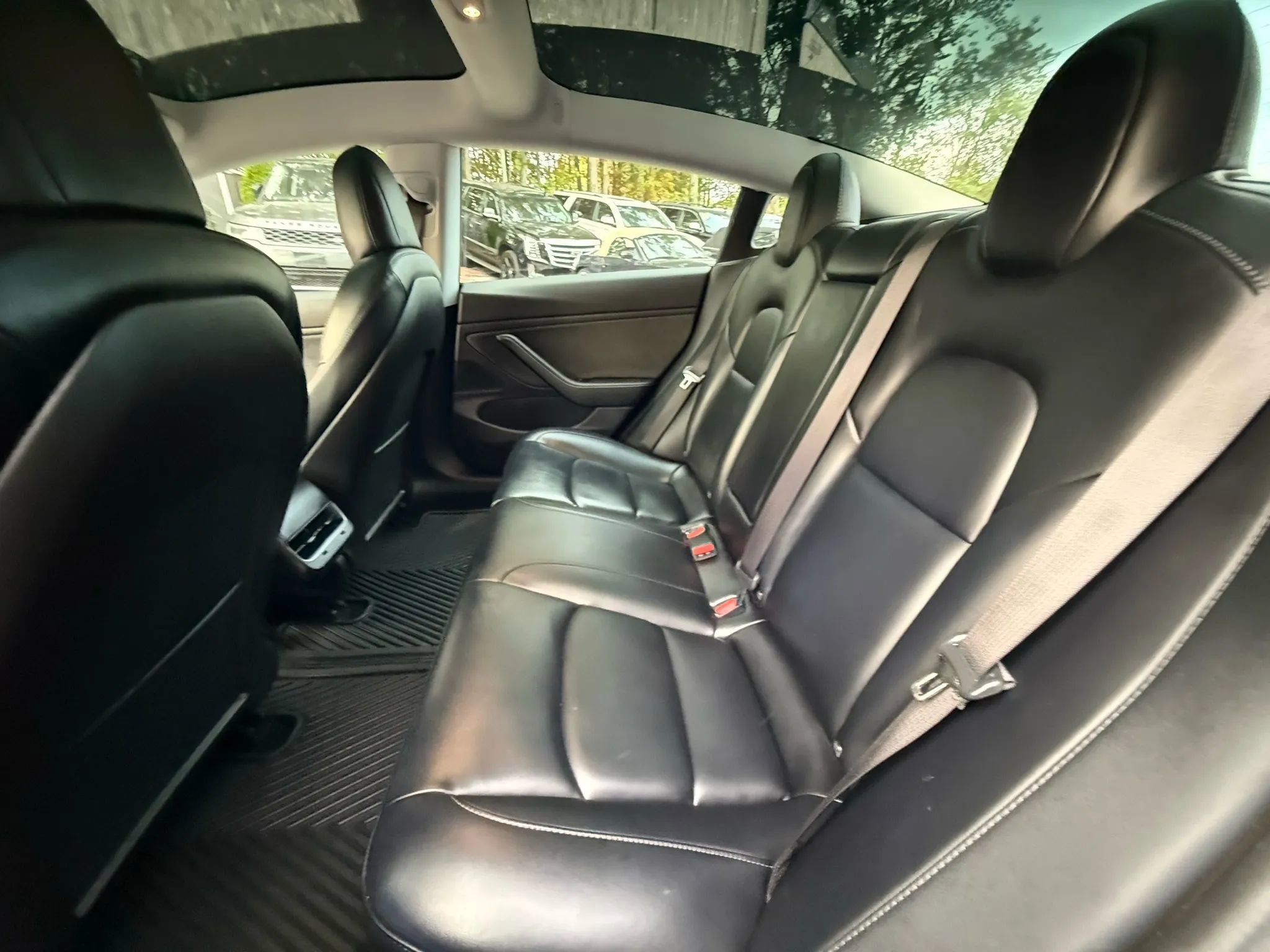 Used 2019 Tesla Model 3 Standard Range Plus image 15
