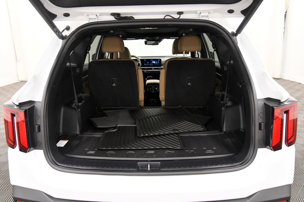 Used 2026 Kia Sorento SX Prestige w/ Olive Brown Leather Package AWD/4WD image 7