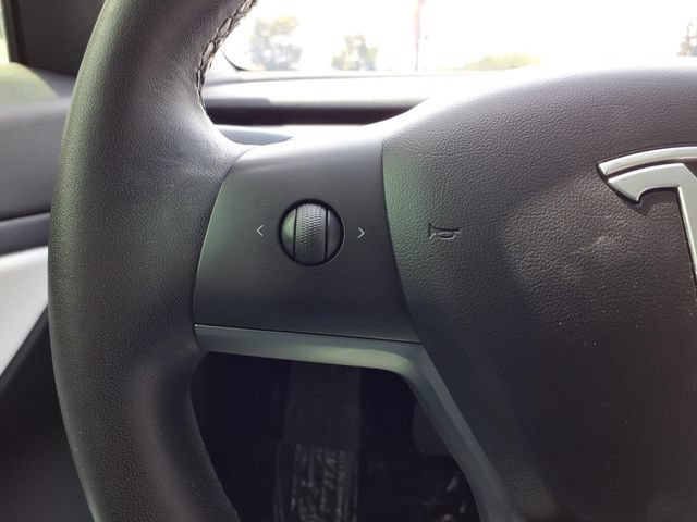 Used 2019 Tesla Model 3 Standard Range Plus RWD image 14