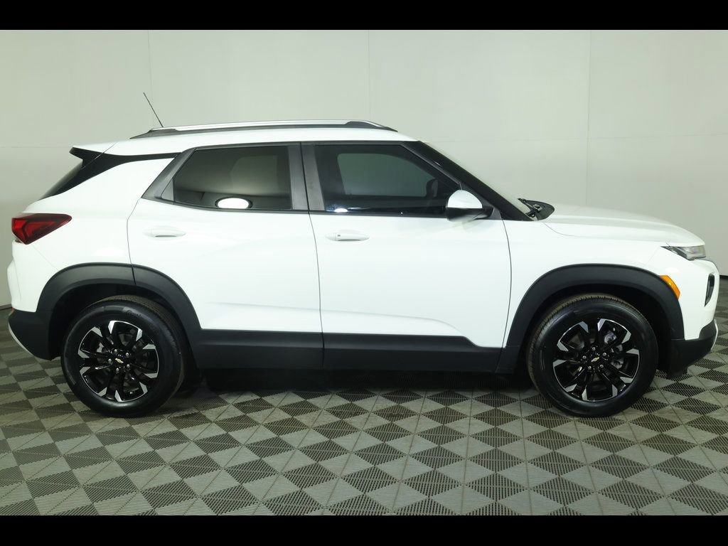 Used 2023 Chevrolet TrailBlazer LT w/ Convenience Package image 10