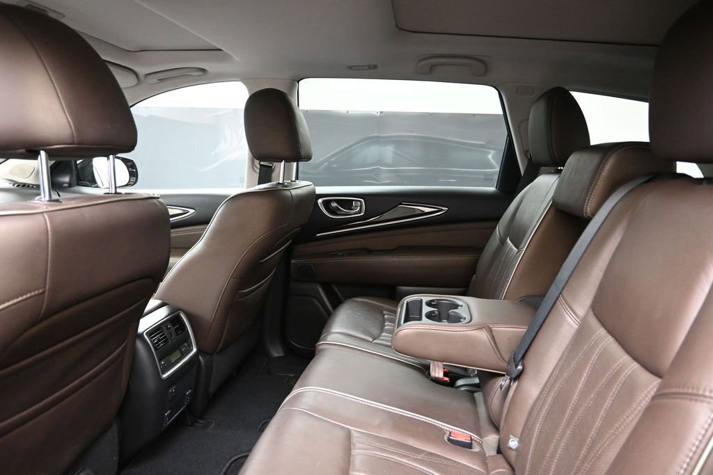 Used 2016 INFINITI QX60 Luxe w/ Deluxe Technology Package AWD/4WD image 18