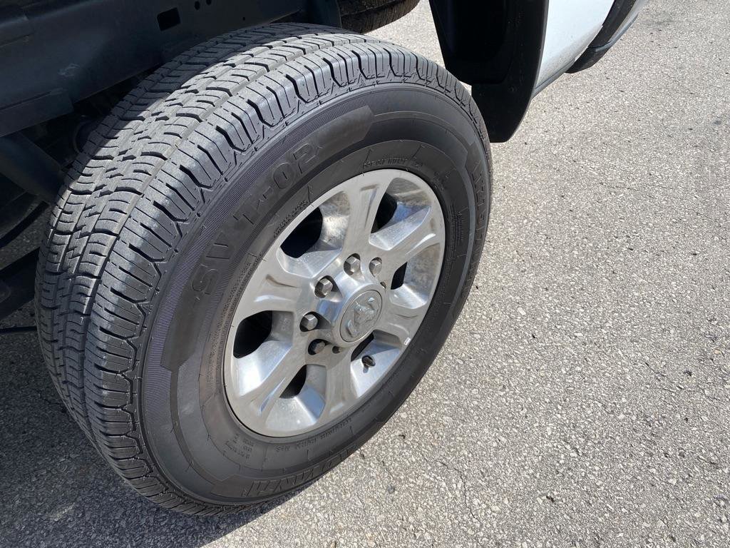 Used 2023 RAM 2500 Big Horn w/ Level 1 Equipment Group image 11