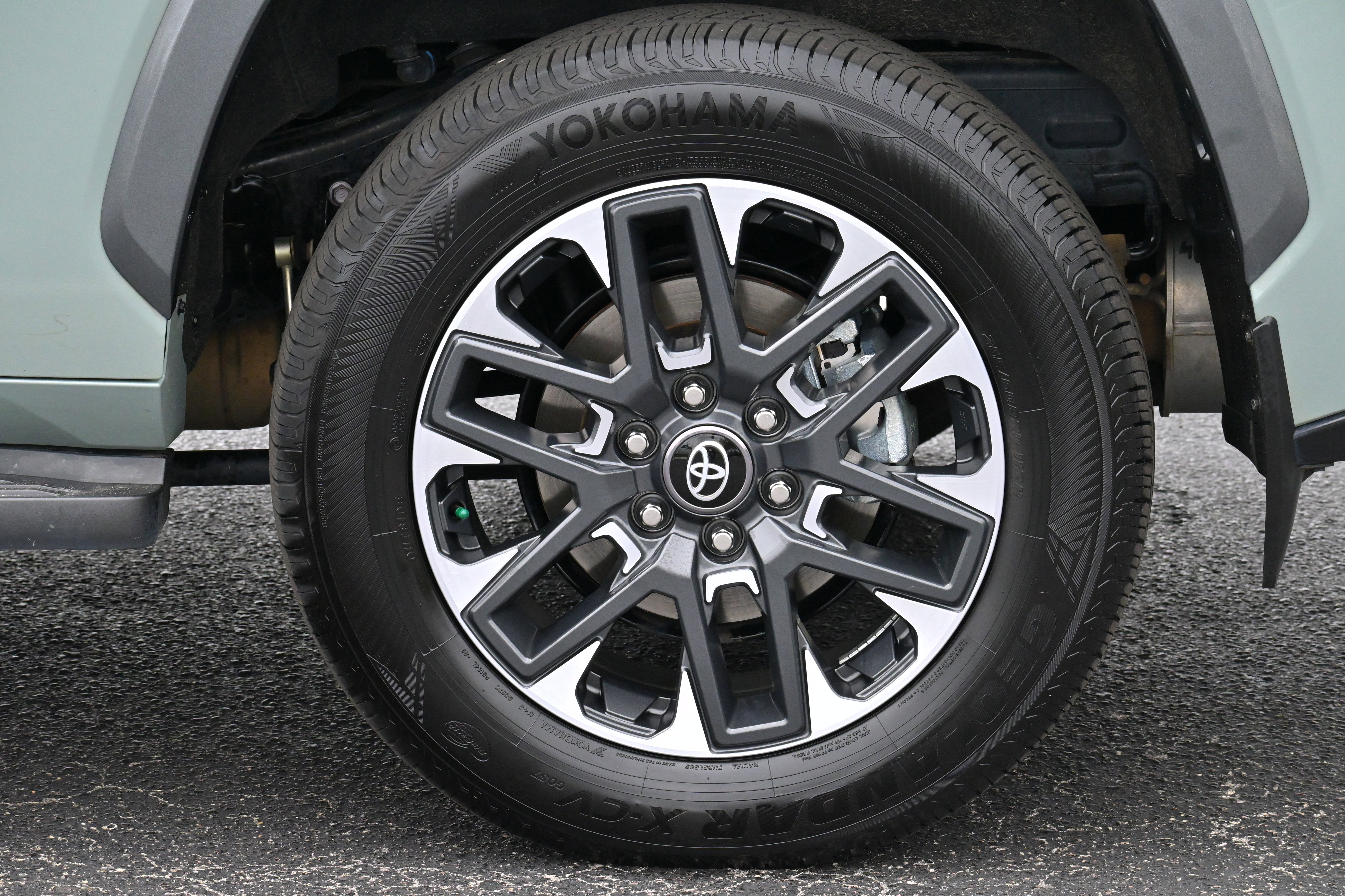 Used 2025 Toyota Sequoia Limited image 33